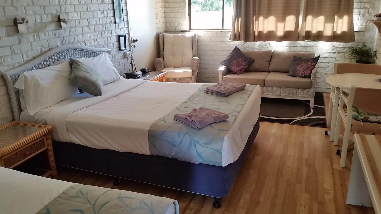Holland Park Motel Μπρίσμπεϊν Εξωτερικό φωτογραφία