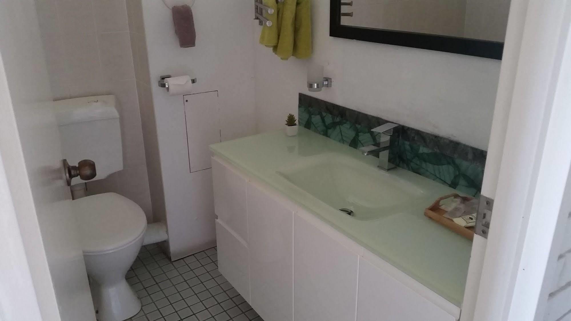 Holland Park Motel Μπρίσμπεϊν Εξωτερικό φωτογραφία