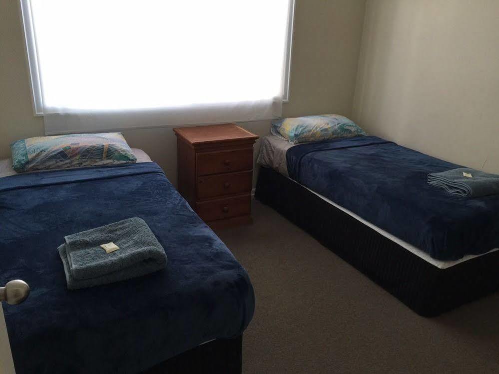 Holland Park Motel Μπρίσμπεϊν Εξωτερικό φωτογραφία
