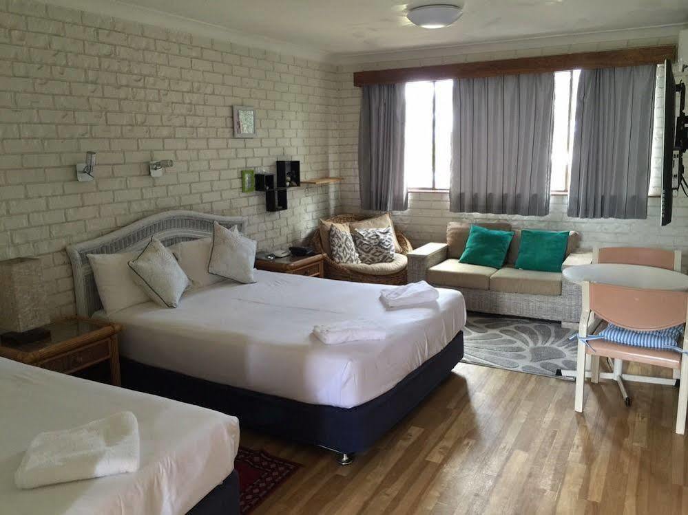 Holland Park Motel Μπρίσμπεϊν Εξωτερικό φωτογραφία